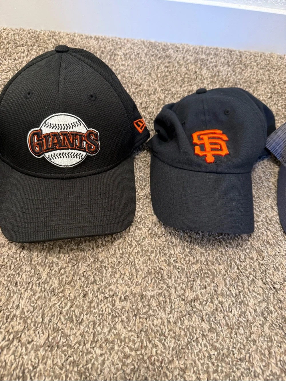N/A men’s hats